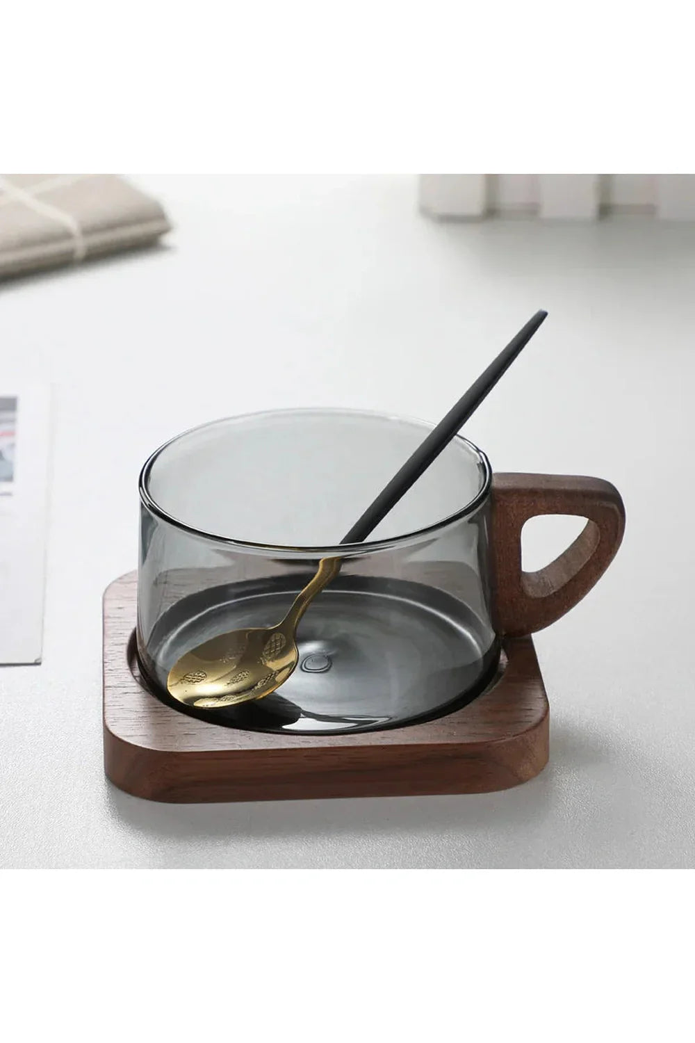 Holztablett Latte-Glasbecher